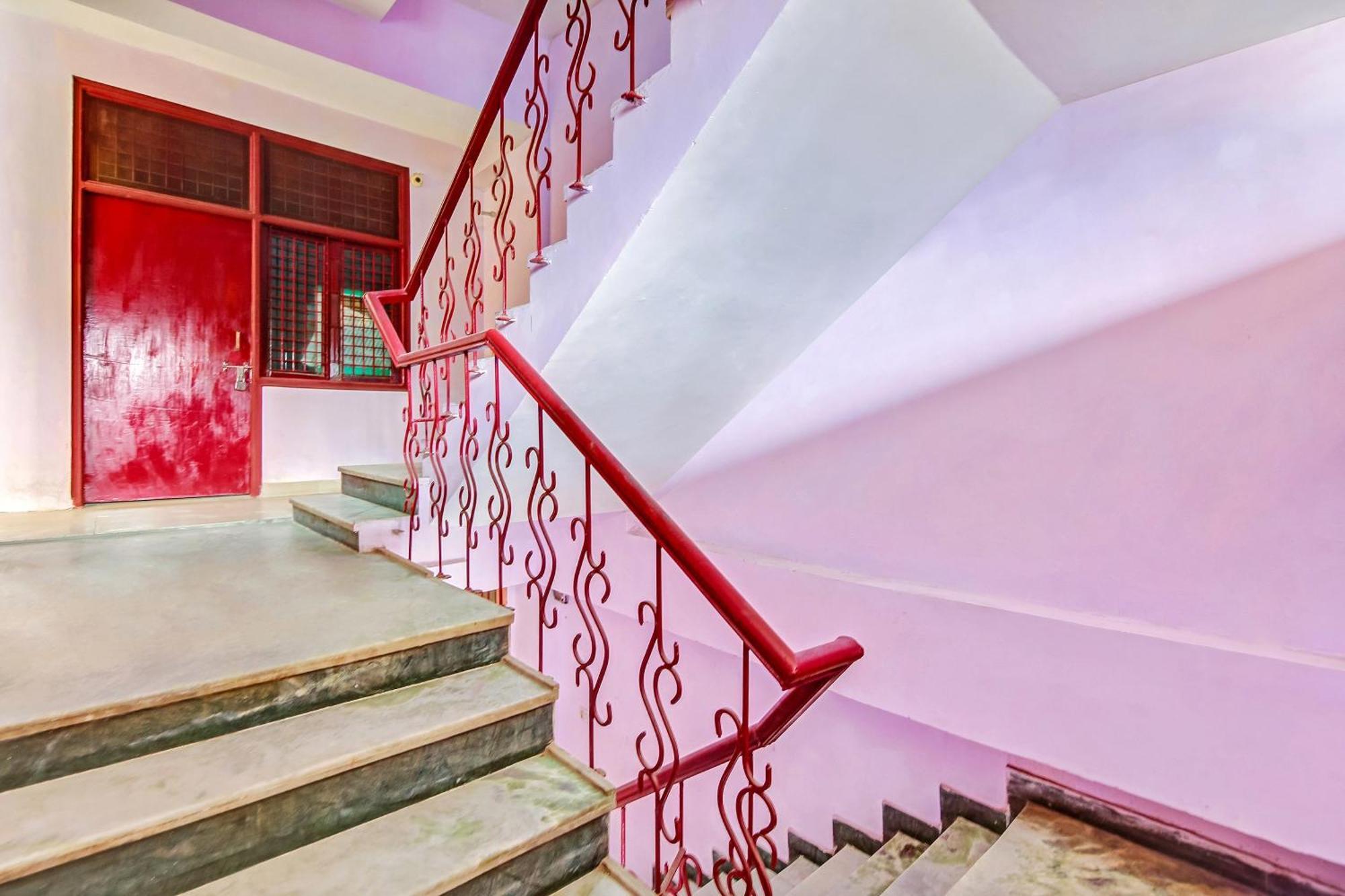 Hotel O Yash Hotel Ghaziabad Eksteriør bilde