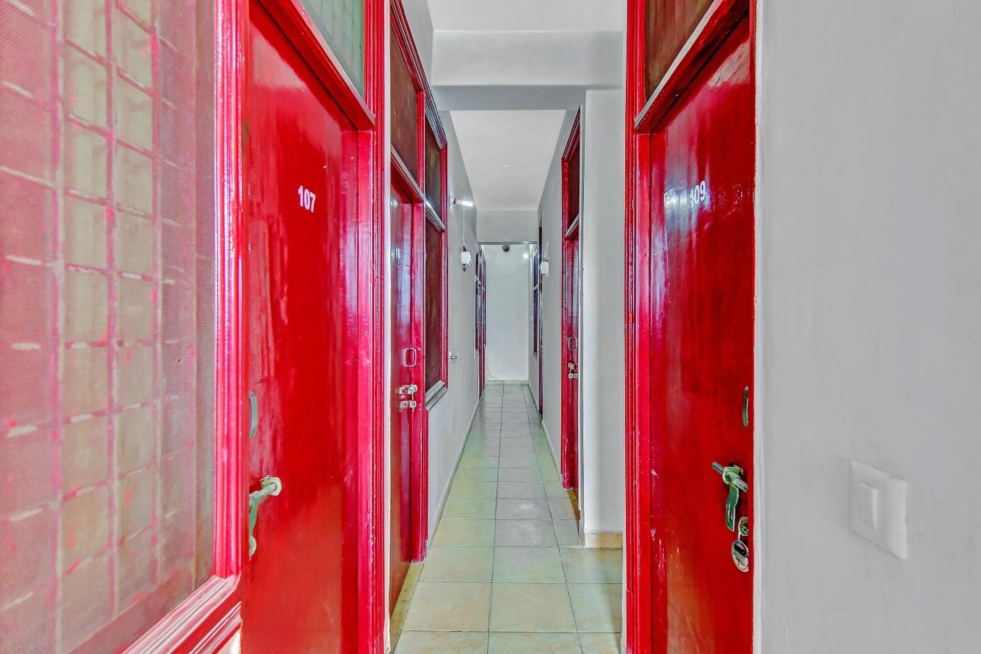 Hotel O Yash Hotel Ghaziabad Eksteriør bilde